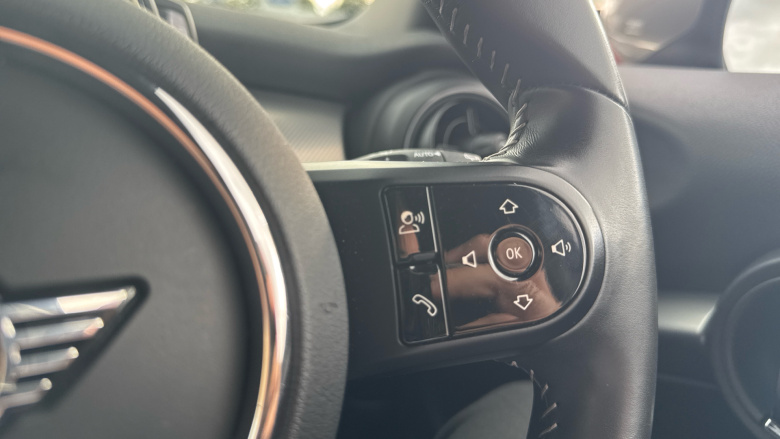 MINI Hatchback 2.0 Cooper S Exclusive 3dr Petrol Hatchback